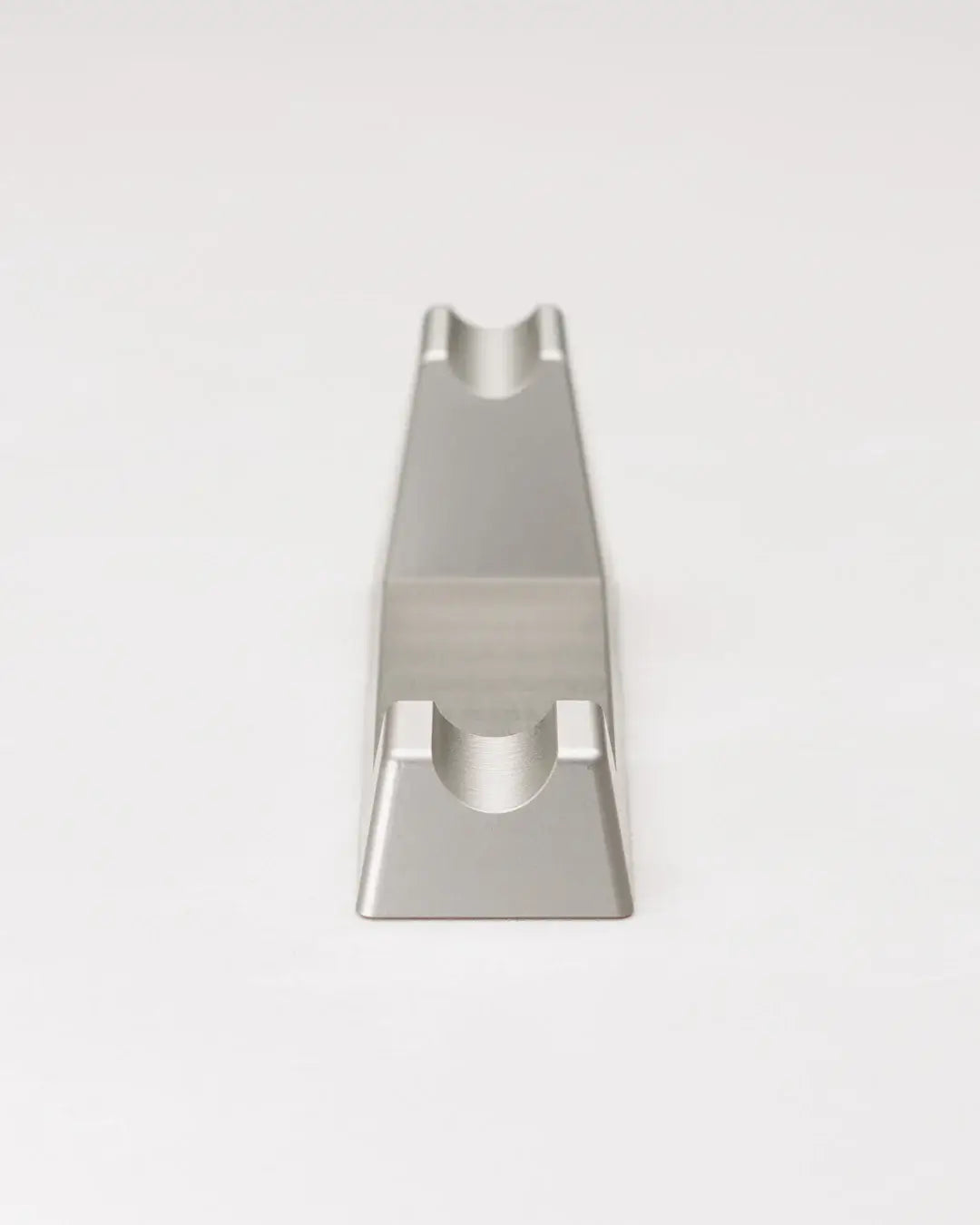 Henson Razor Stand