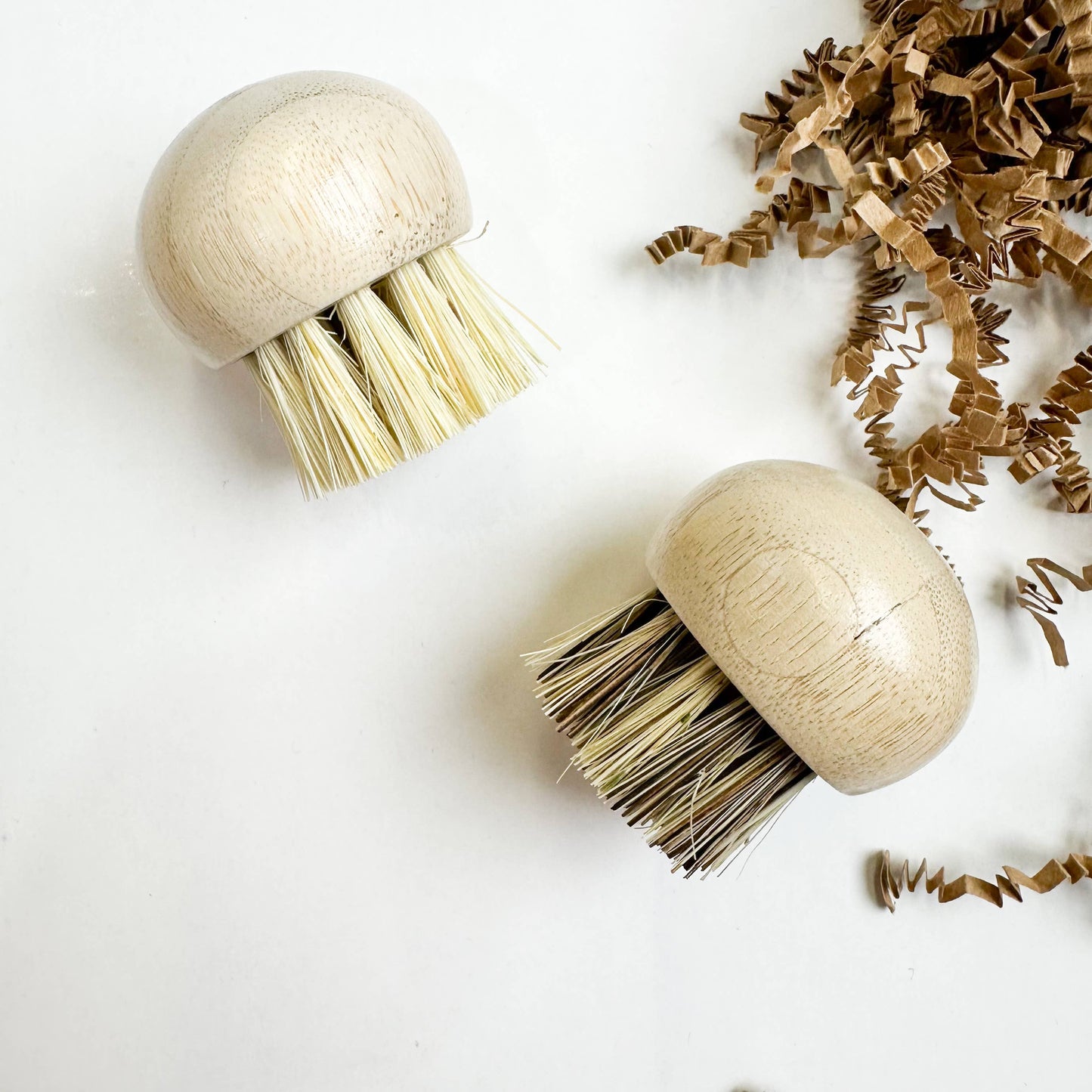 Bamboo Mushroom Brush with Natural Bristles