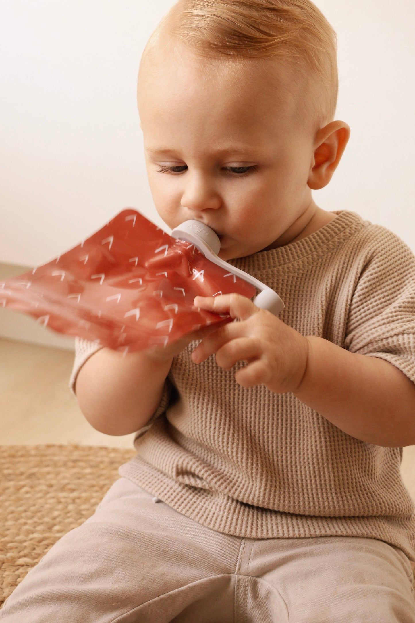 Anti-spill spouts for food pouches (2 units)