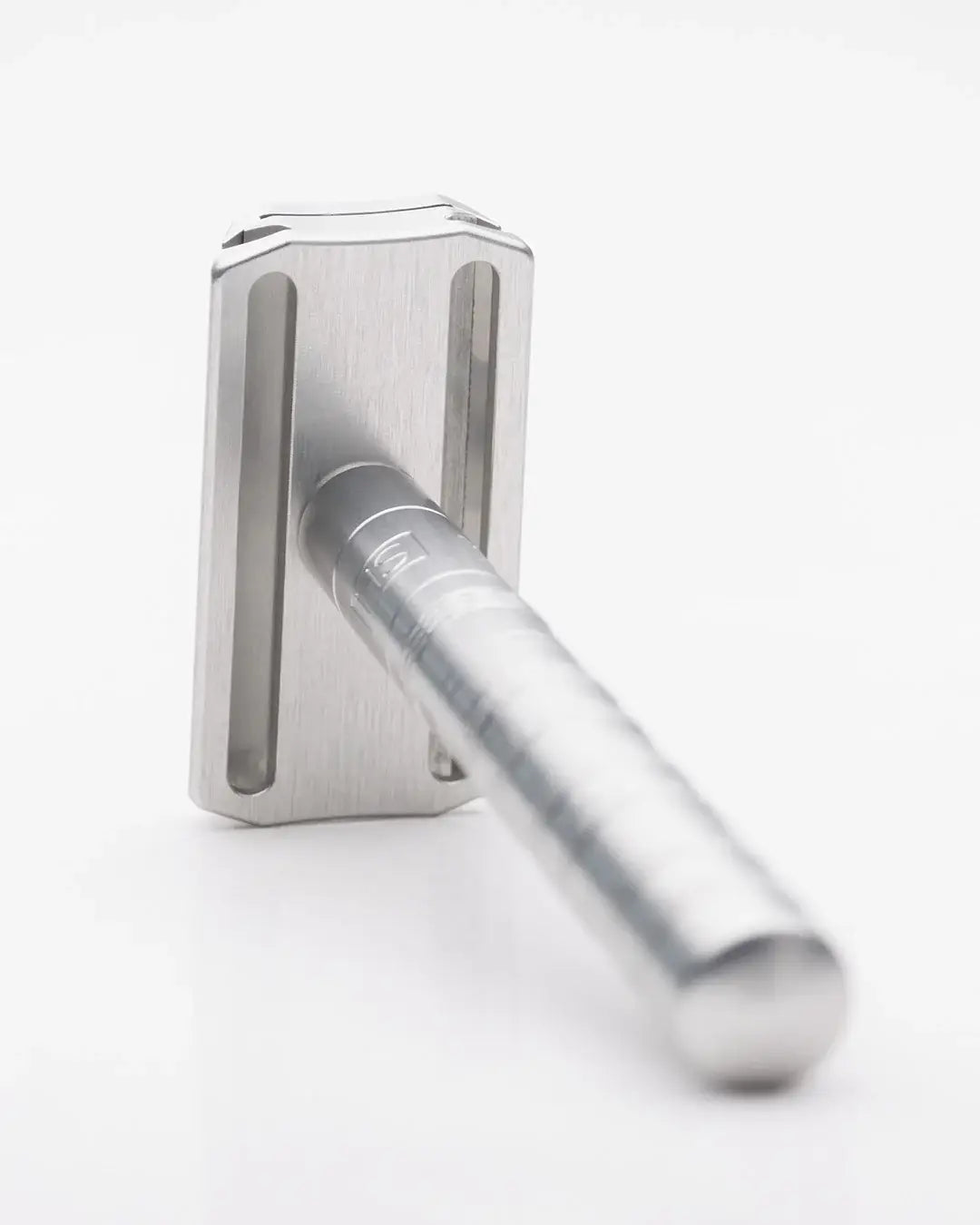 Henson AL13 Razor
